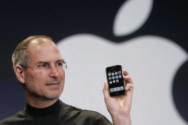 Steve Jobs e la presentazione che cambiò il mondo
