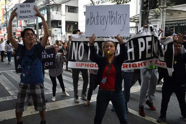 Filippine: combattere l’illegalità con la pena di morte
